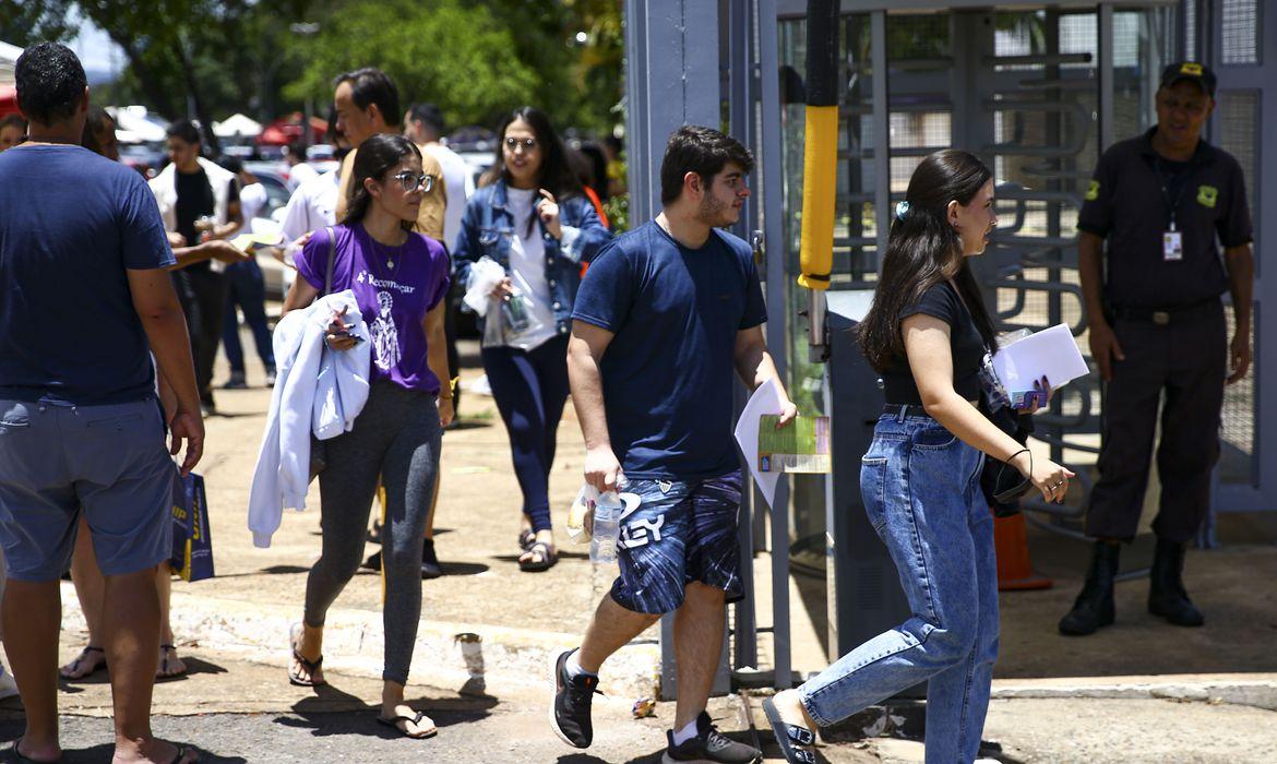 Enem termina segunda etapa de provas sem ocorrências graves